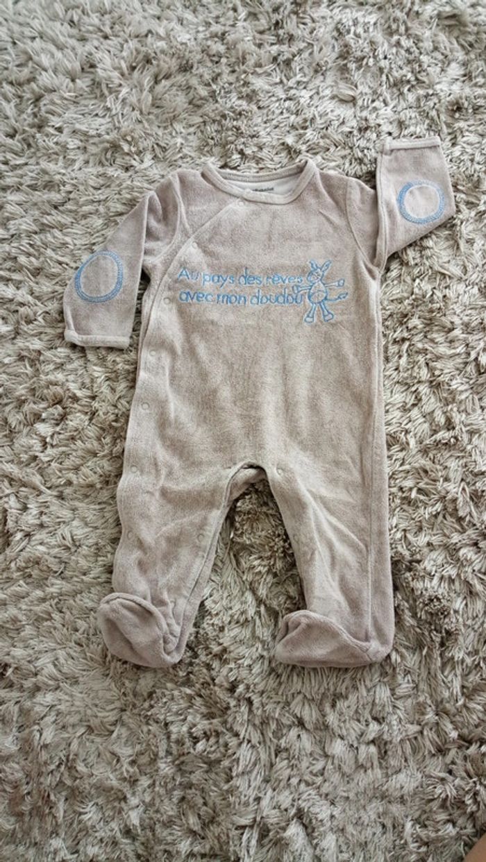 Lot pyjamas 6 mois - photo numéro 9