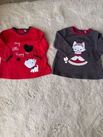 Lot 2 pulls - bébé fille 6 mois - très bon état