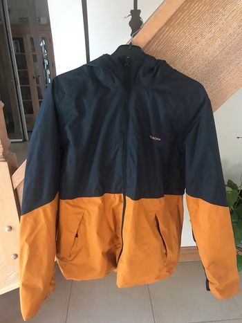Coupe vent taille 11/12 ans décathlon