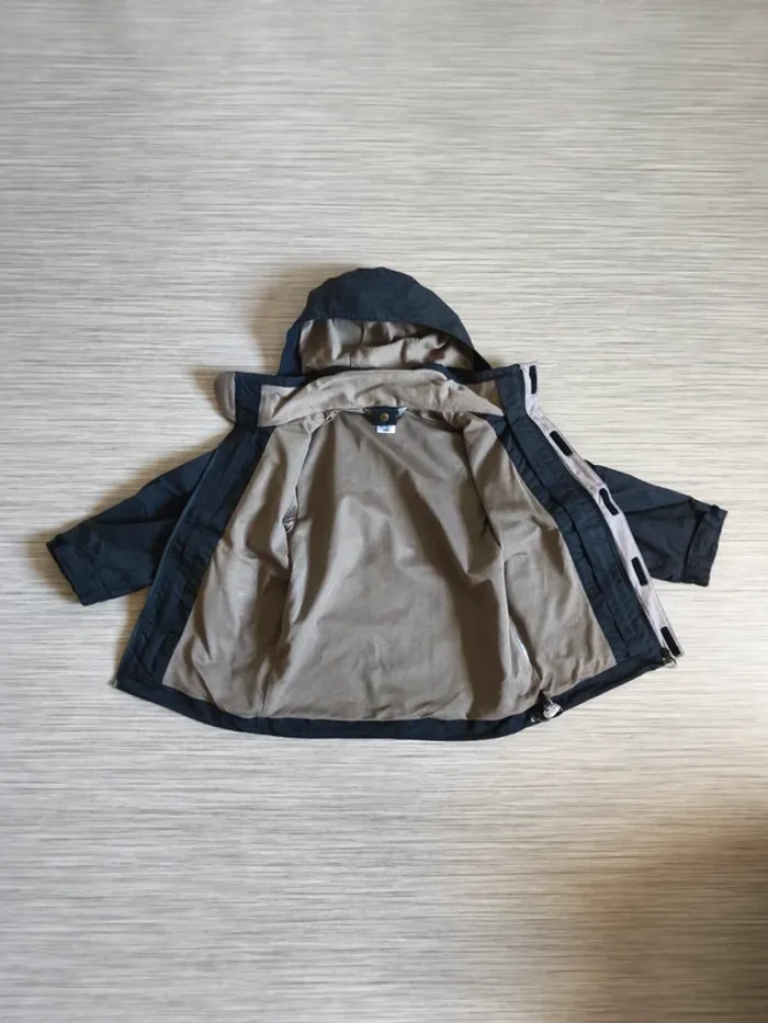 Veste coupe-vent noire 4 ans - photo numéro 2