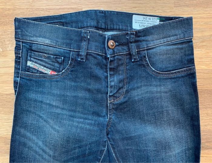 DIESEL / jeans / femme - fille / 34 / neuf - photo numéro 4