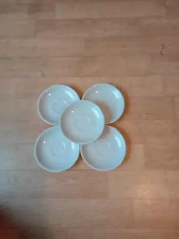 Lot de 5 sous-tasses blanc