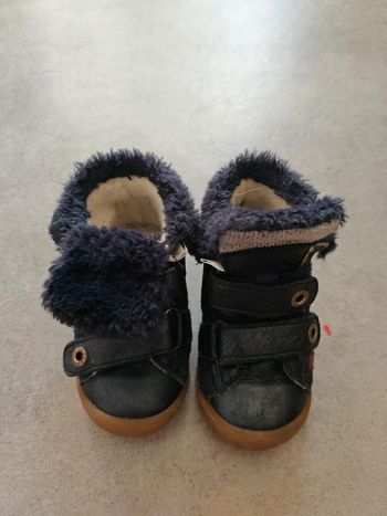 Bottines brillantes bleu et rouges fourrées taille 22 babybotte