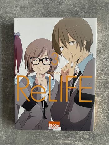 Manga relife tome 3 en couleurs et en version française.
