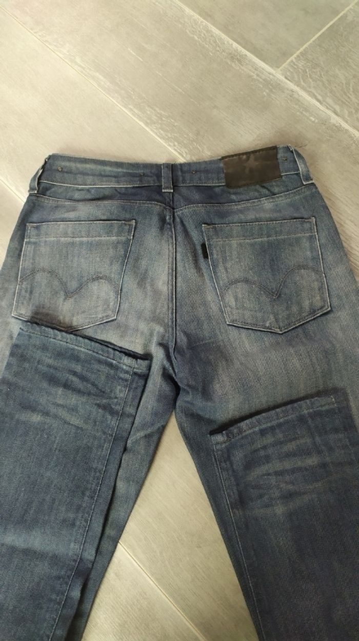 Jean Levi's en 29/32 - photo numéro 3