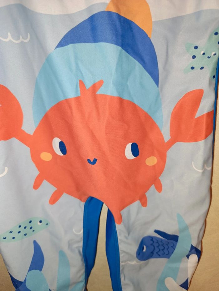 Combinaison de bain taille 3 ans en très bon état - photo numéro 3