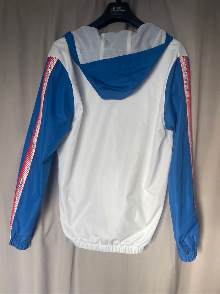 Ensemble Lacoste neuf - photo numéro 10