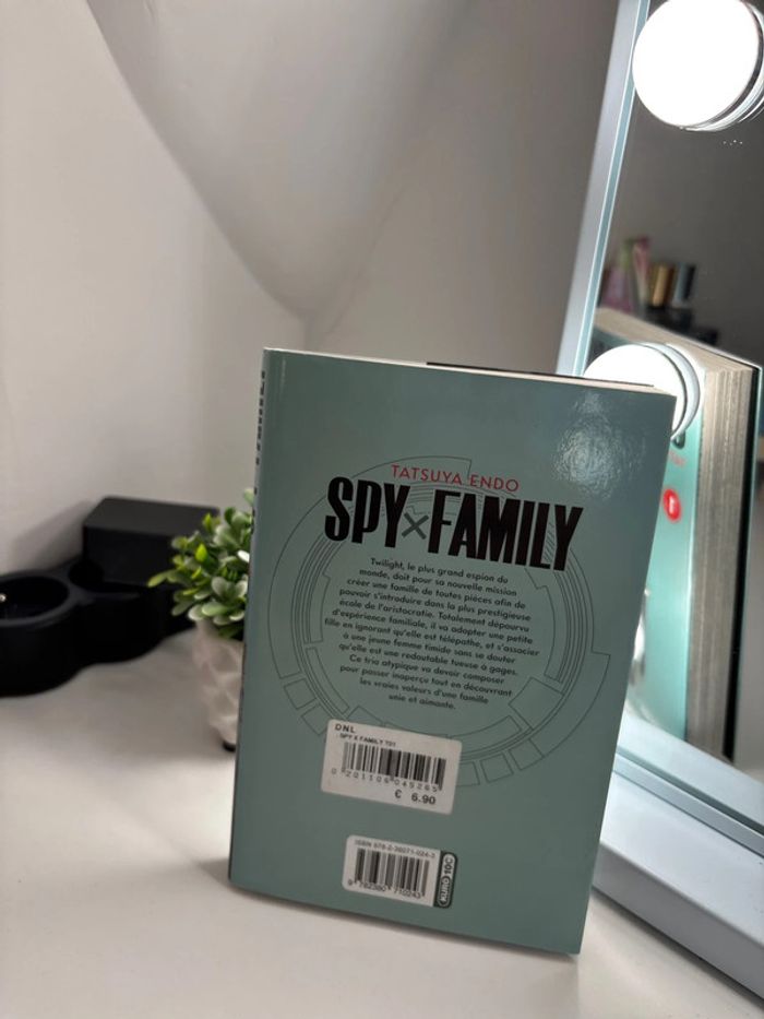 Spy family - photo numéro 2