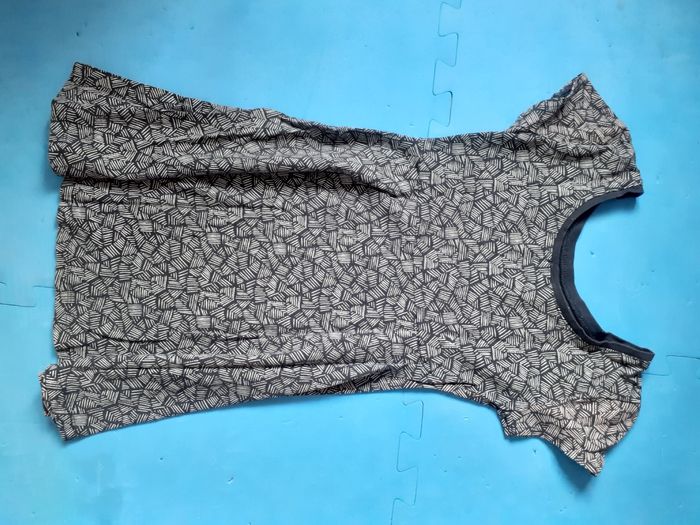 Lot 2 robes été 6ans - photo numéro 2