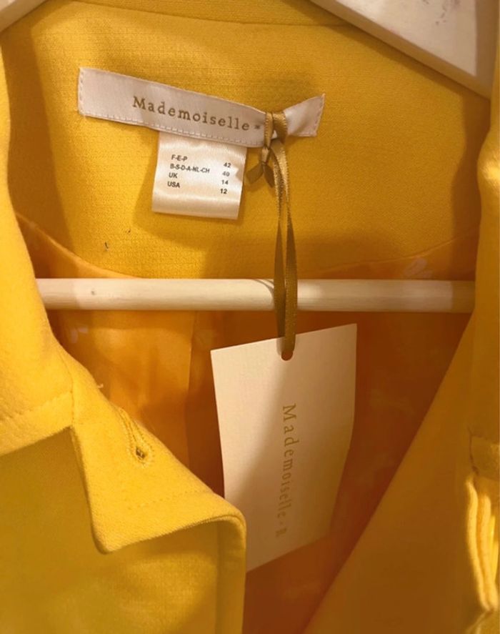 Manteau femme jaune - photo numéro 2