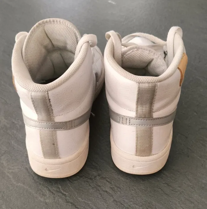 Baskets Nike Court Royale blanches et bleues T40 - photo numéro 4