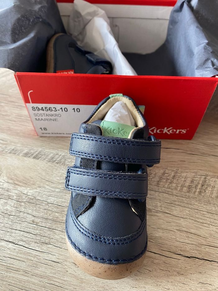 👟 Chaussures bébé Kickers neuves – taille 18 - photo numéro 2