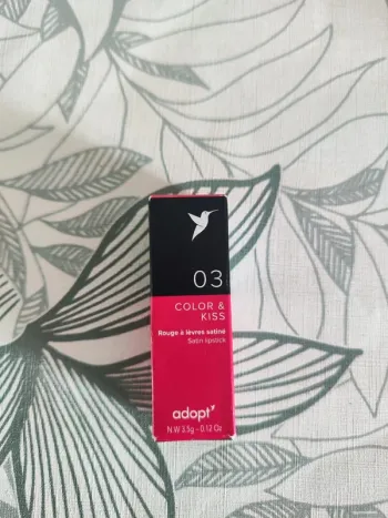 Adopt rouge à lèvres satiné n03 fushia felicity à utiliser 12 mois après ouverture