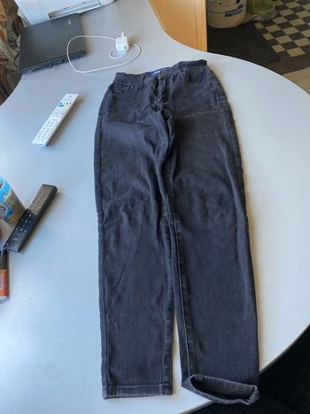 Pantalon noir taille 36