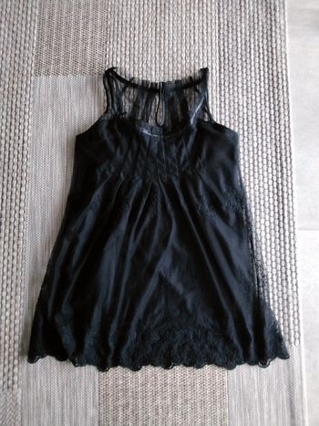 Très joli haut façon dentelle Promod