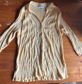 Chemise jaune effet froissé paillettes doré 58