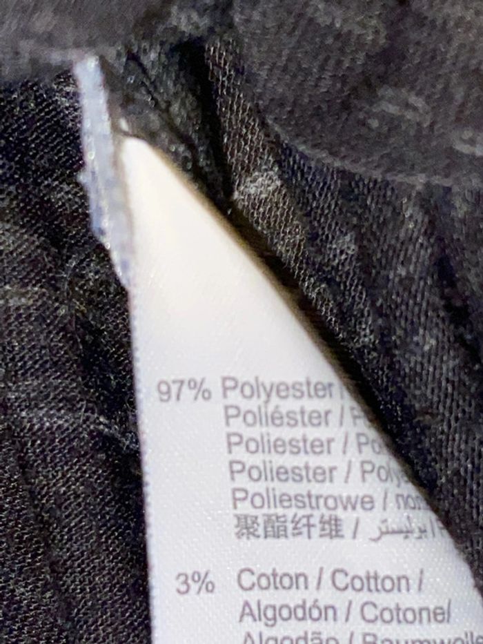 T shirt col V - photo numéro 3