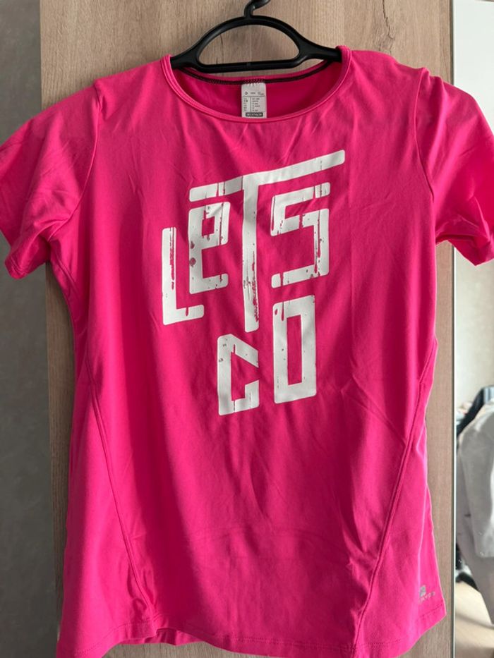 T-shirt rose de sport - photo numéro 2