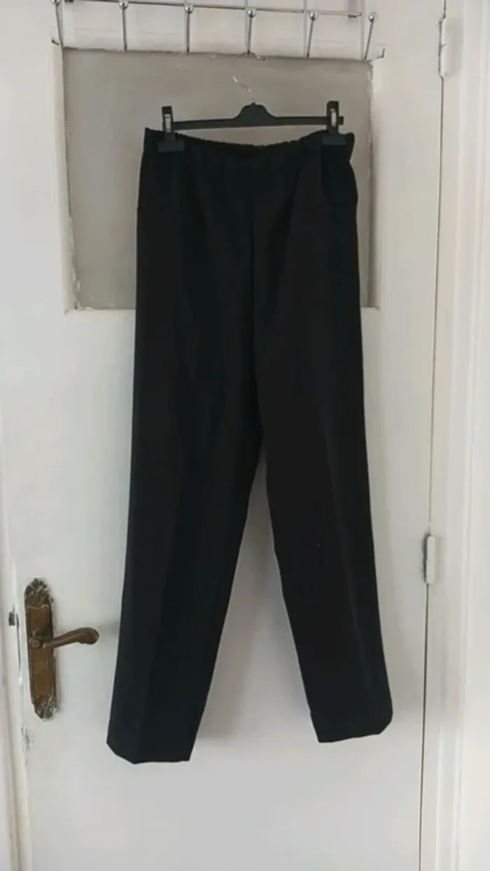 367- Pantalon, exclusivity Paris, Taille 36