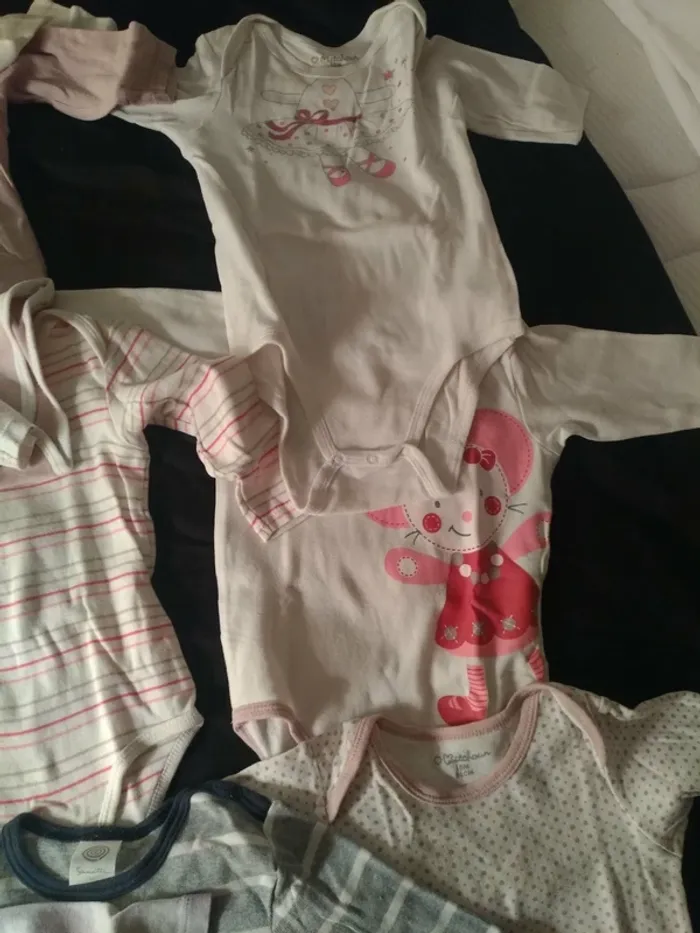 Lot de Bodies Bébé Fille 18 Mois - photo numéro 7