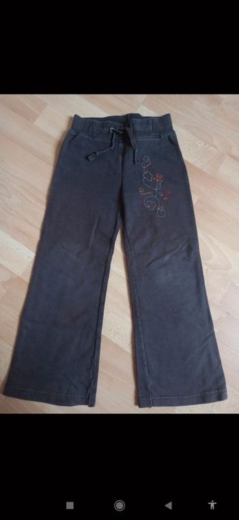 Jogging marron avec broderie 5 ans tape à l'oeil