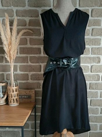 Petite robe noire Q/S Designed by XS 34
