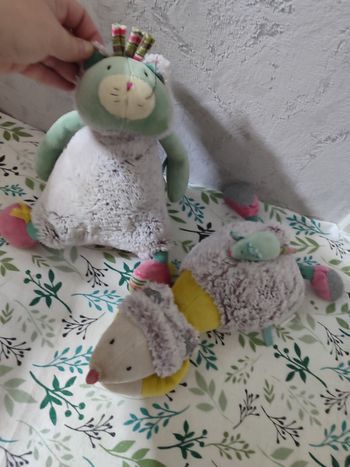 2 doudous musicaux moulin roty pachats