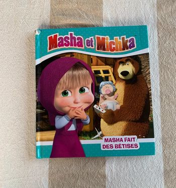 Lot livres Masha et michka