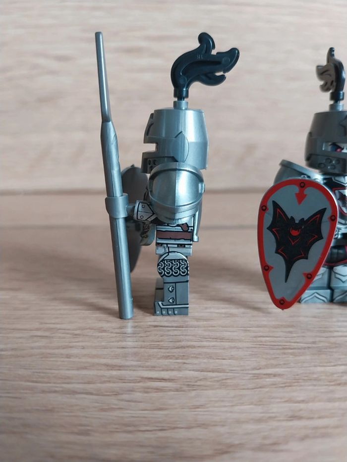 Figurines type lego 2 soldats chevaliers Chauve-souris - photo numéro 4
