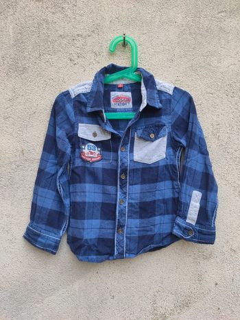 Chemise a carreaux taille 6 ans