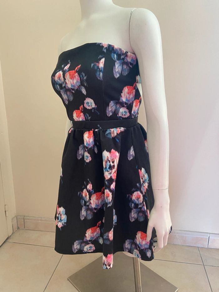 Robe fleurie bustier Pull & Bear - photo numéro 2
