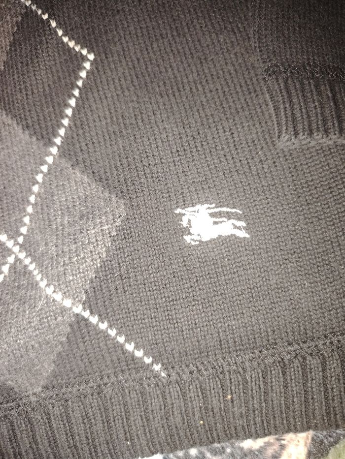 Pull Burberry authentique - photo numéro 3
