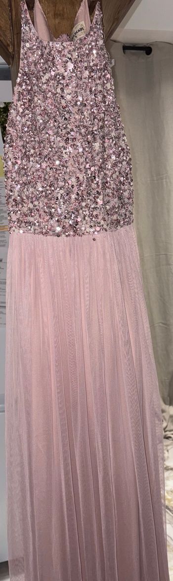 Robe de cérémonie