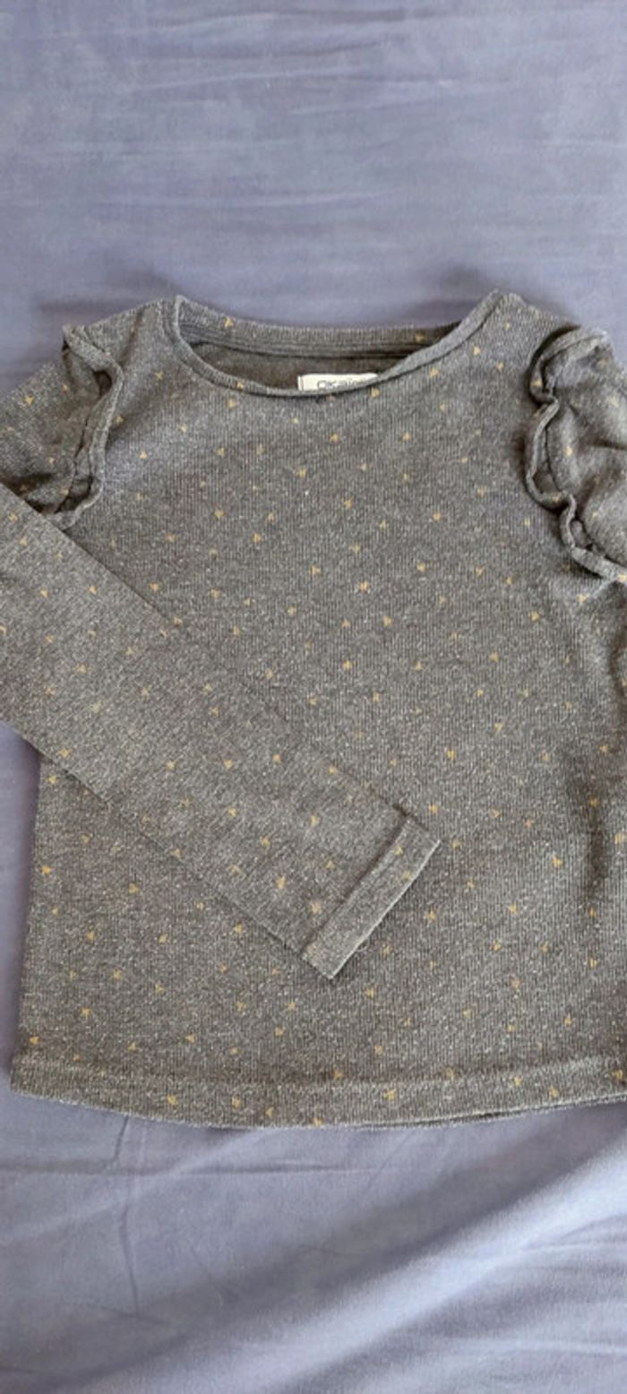 Lot pulls 4 ANS - photo numéro 6