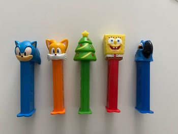 Lot de 5 distributeurs de Pez