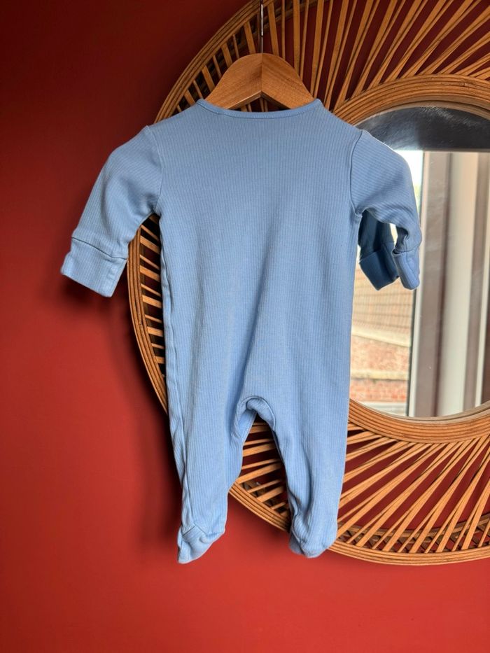 Pyjama Next 0/3 mois TBE bleu - photo numéro 2