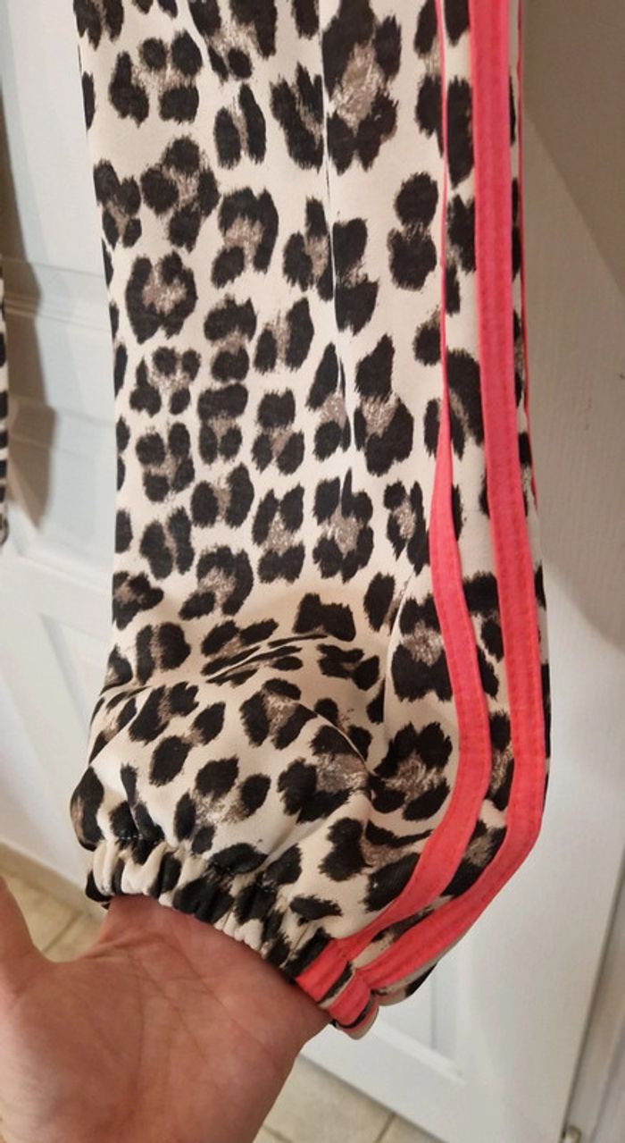 Pantalon jogg léopard Swen with love in italy neuf avec étiquette - photo numéro 6