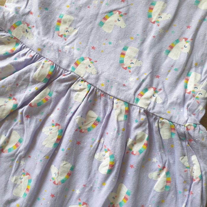 🩷 Robe licorne 6 ans #emyfleury_6ansfille - photo numéro 3