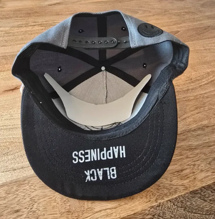 Casquette black hapinesse grise - photo numéro 2