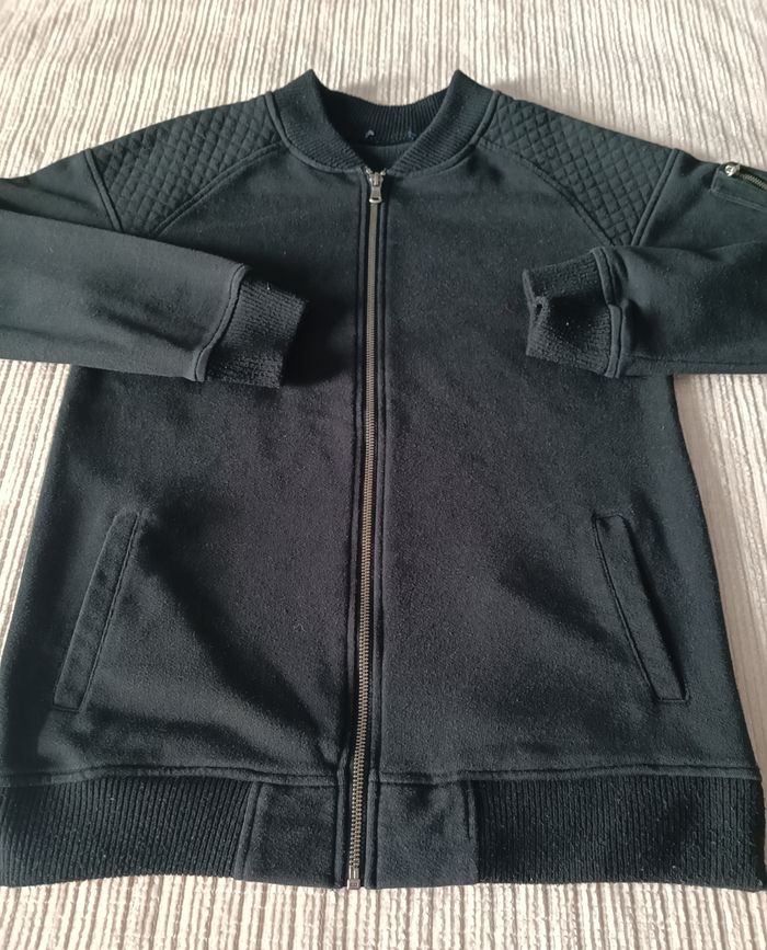 Gilet sweat T  14 ans