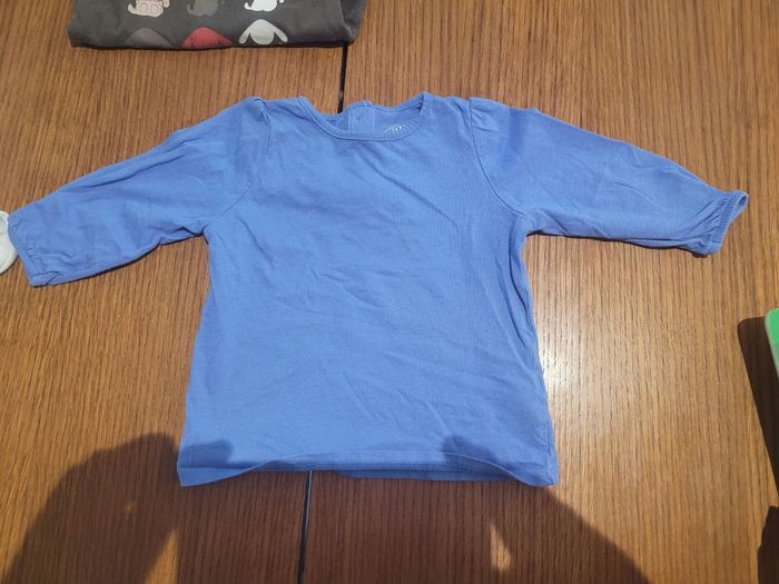 Lit de 4 tee-shirts taille 18 mois - photo numéro 4