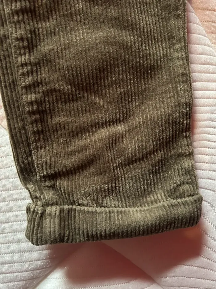 Pantalon droit velours côtelé kaki Kiabi - photo numéro 3