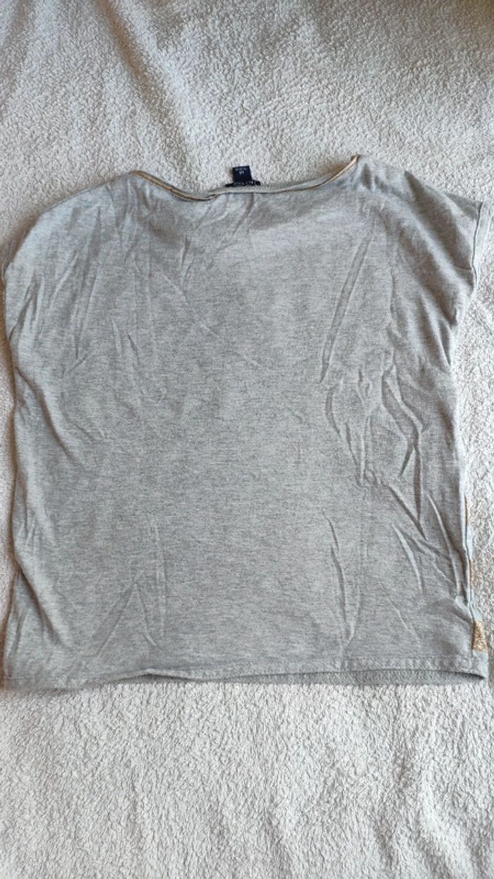 T-shirt Kiabi 6 ans - photo numéro 2