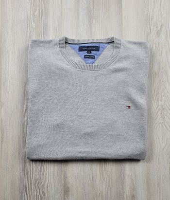 Pull fin Tommy Hilfiger gris clair – taille XXL – excellent état