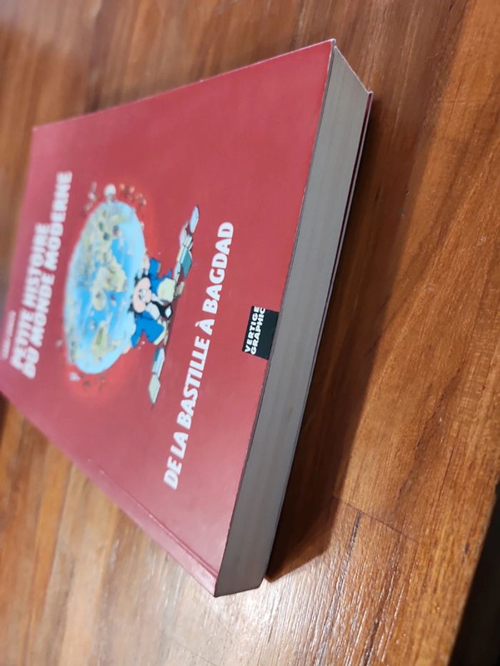 Bande dessinée : Petite histoire du monde moderne - photo numéro 3