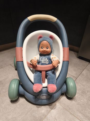 Poussette smoby et son bébé