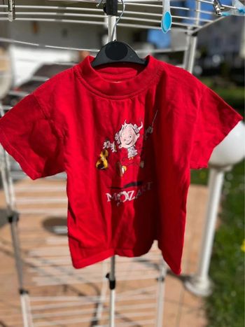 T shirt rouge Mozart taille 7-8 ans