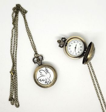 Bijoux création montre colombe style vintage gousset
