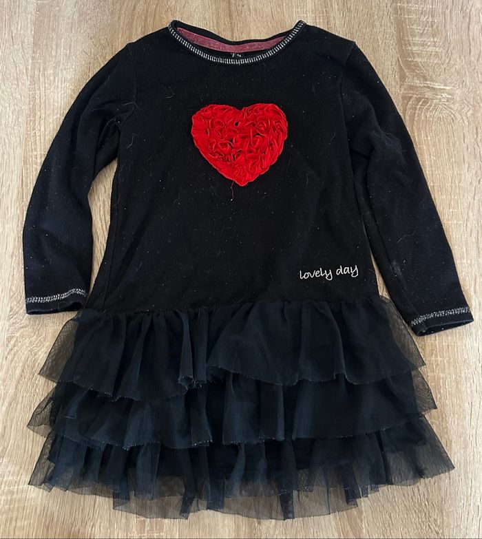 Lot de robes / taille 4 ans - photo numéro 2