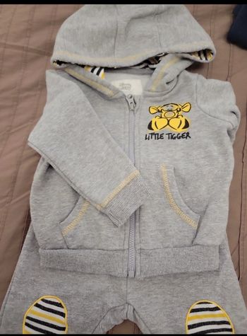 Ensemble jogging disney